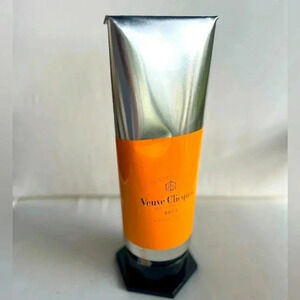 Veuve Clicquot Collectors Champagne Brut Paint Tube Wine Bottle Cooler Case RARE